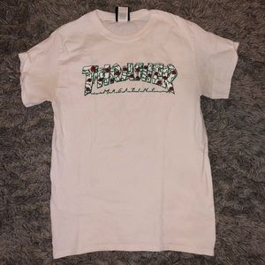 White and rose pattern Thrasher tee